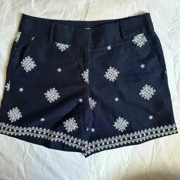 Ann Taylor LOFT Pants - Ann Taylor Loft Embroidered Chino Shorts Navy Blue Preppy Size 4